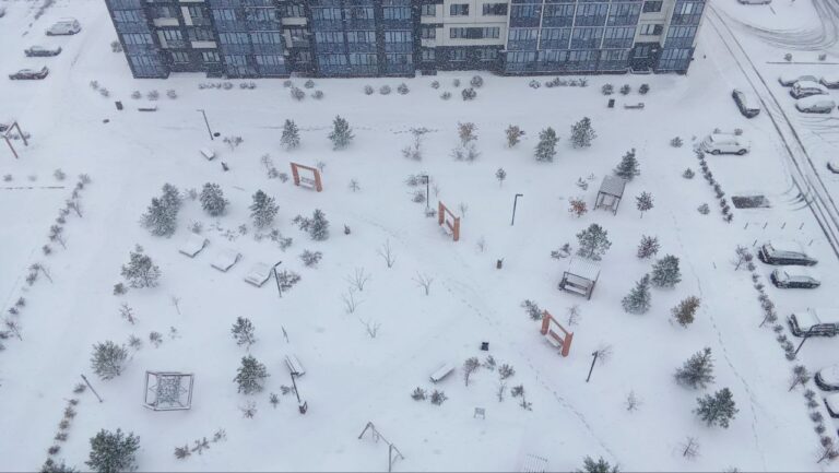 And winter comes early, too (October - Novosibirsk)